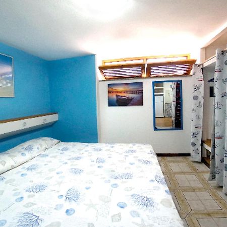Appartamento In Villa Valentini, Fronte Mare, Giardino E Parcheggio Privato, Wifi, Dotato Di Tutti I Confort, Nel Golfo Di Gaeta Minturno Exterior foto